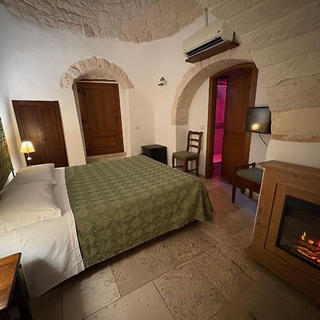 Tipico Suite Альберобелло Экстерьер фото